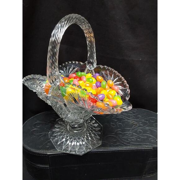 EAPG elegant glass Basket by US Glass Co in 1900's Regal Pattern Easter - Picture 1 of 6